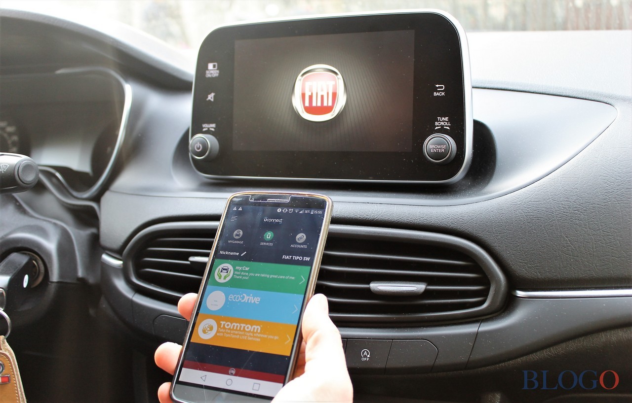 Uconnect LIVE Fiat Tipo SW Autoblog