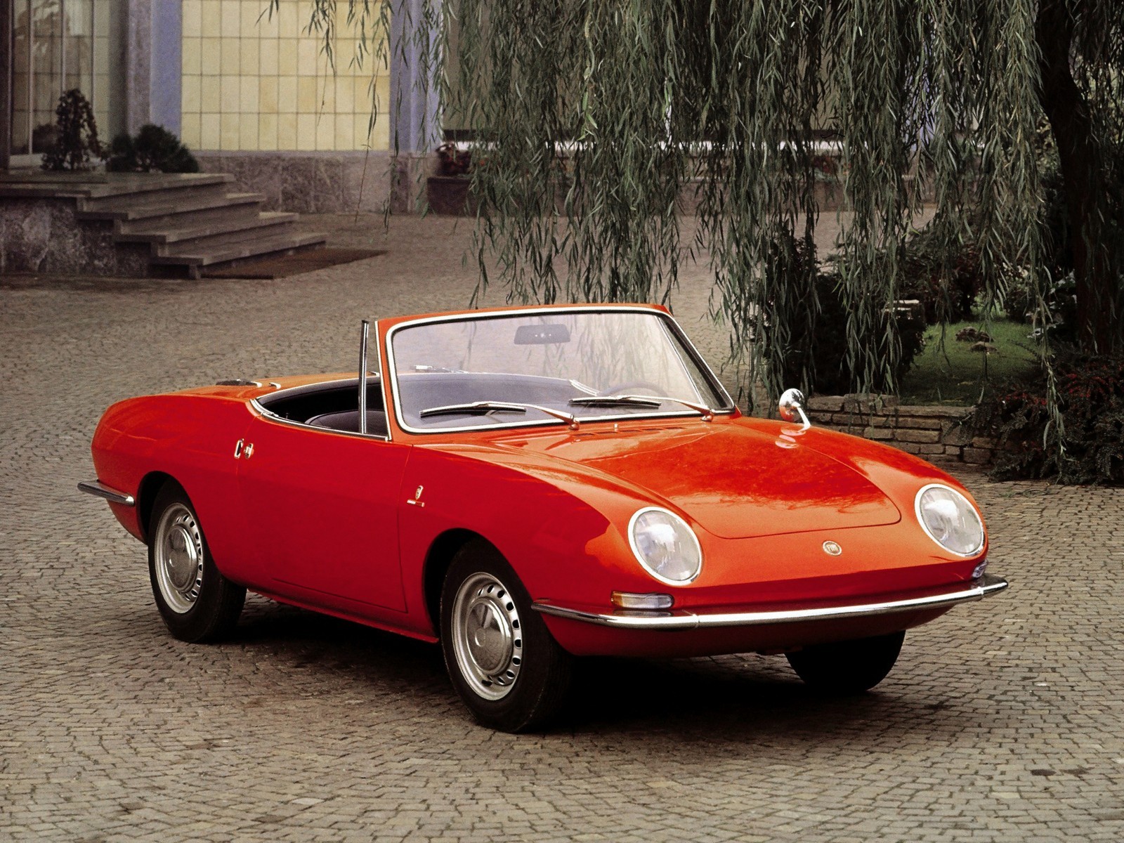 fiat-850-la-storia-dei-modelli-spider-e-sport-spider-autoblog