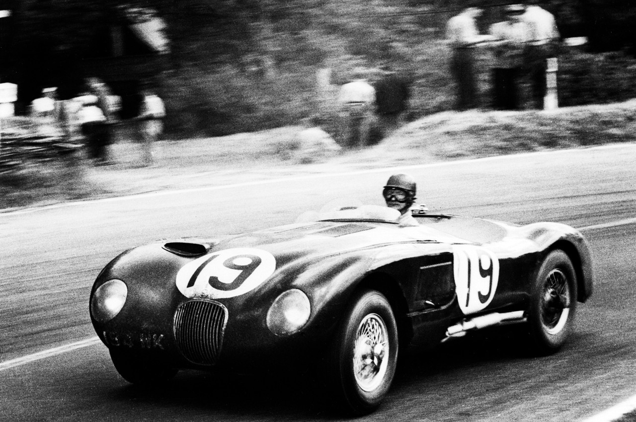 Jaguar C-Type Continuation by Jaguar Classic: immagini ufficiali