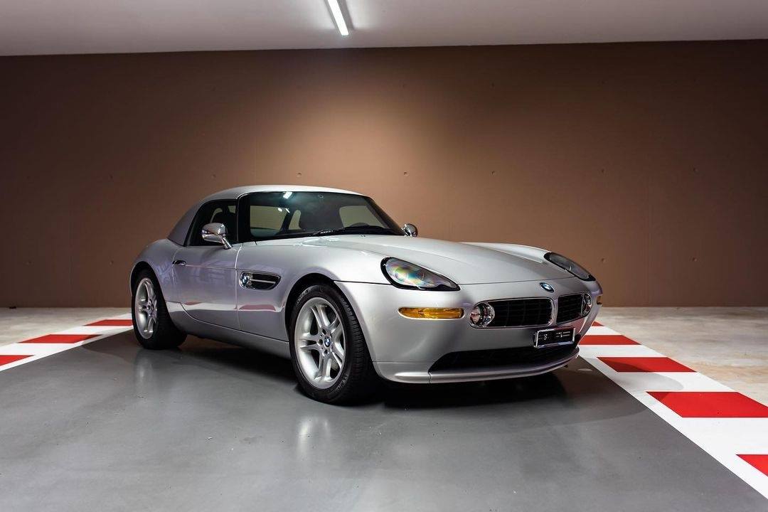 La collezione di auto di Sebastian Vettel in vendita