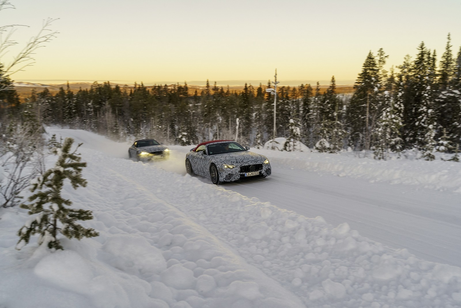 Nuova Mercedes-AMG SL R232: le foto spia ufficiali