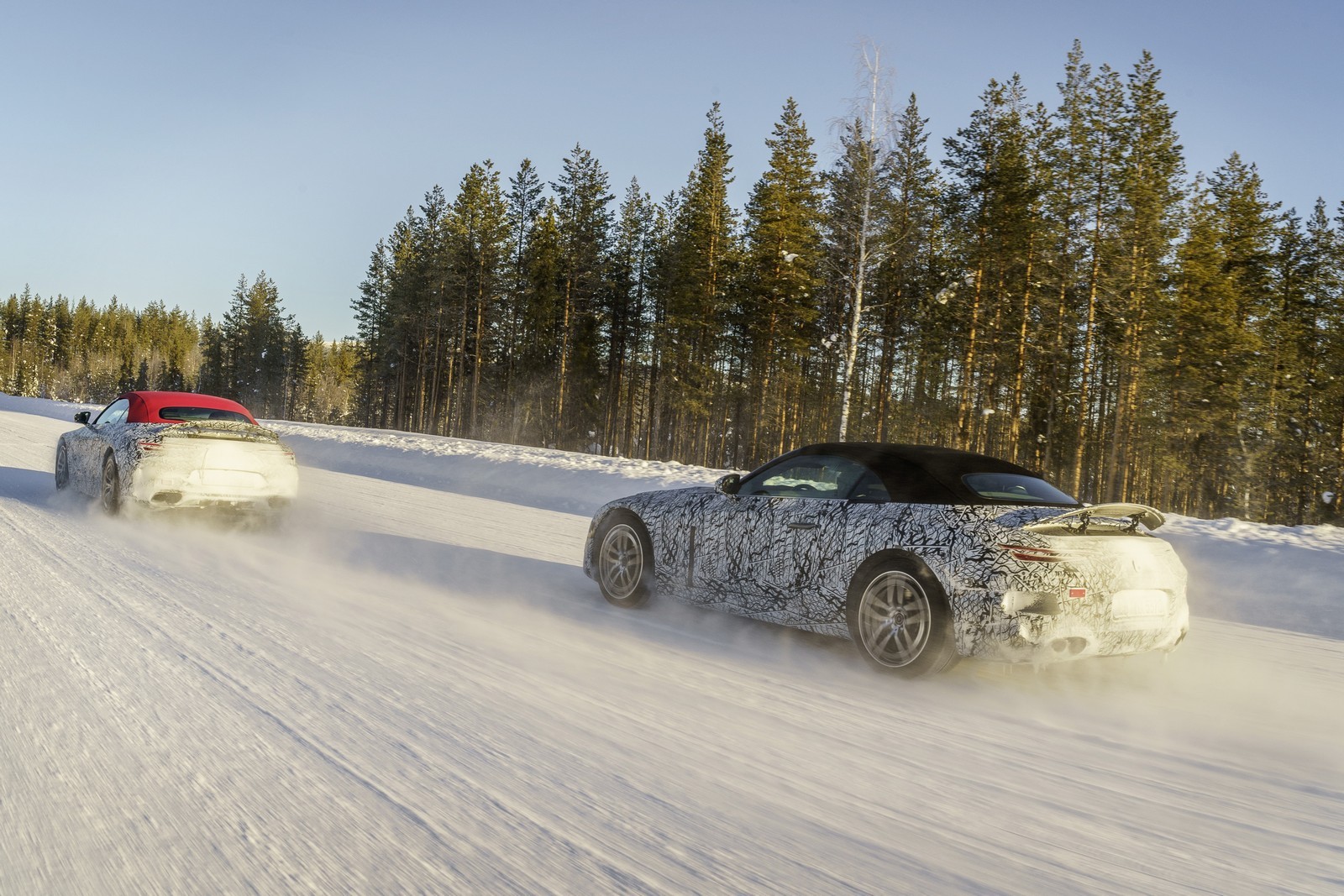Nuova Mercedes-AMG SL R232: le foto spia ufficiali
