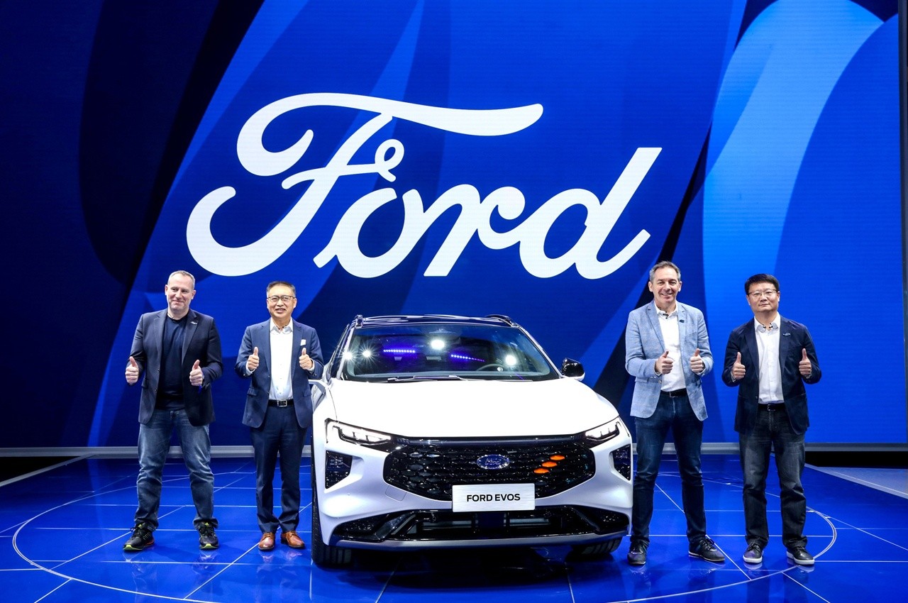Ford Evos: immagini ufficiali