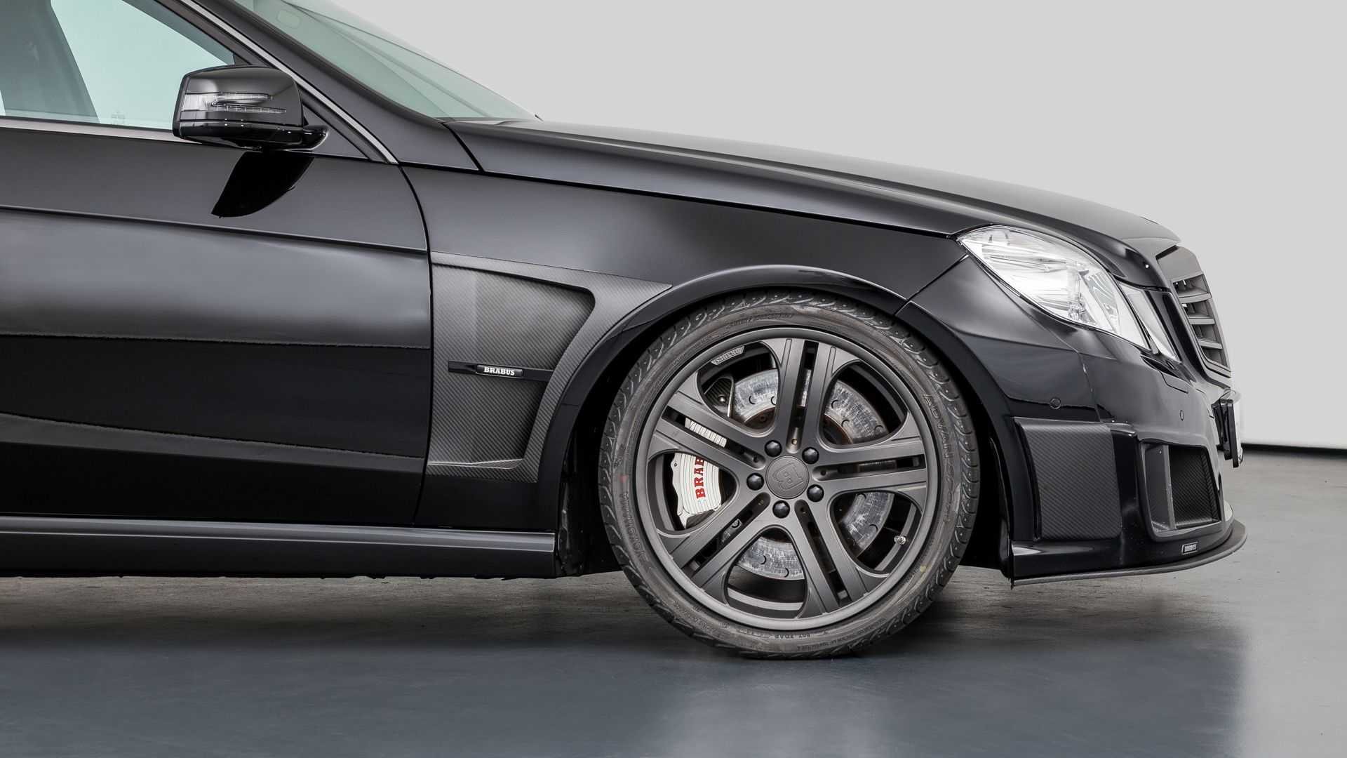 Brabus 800 E V12: le immagini