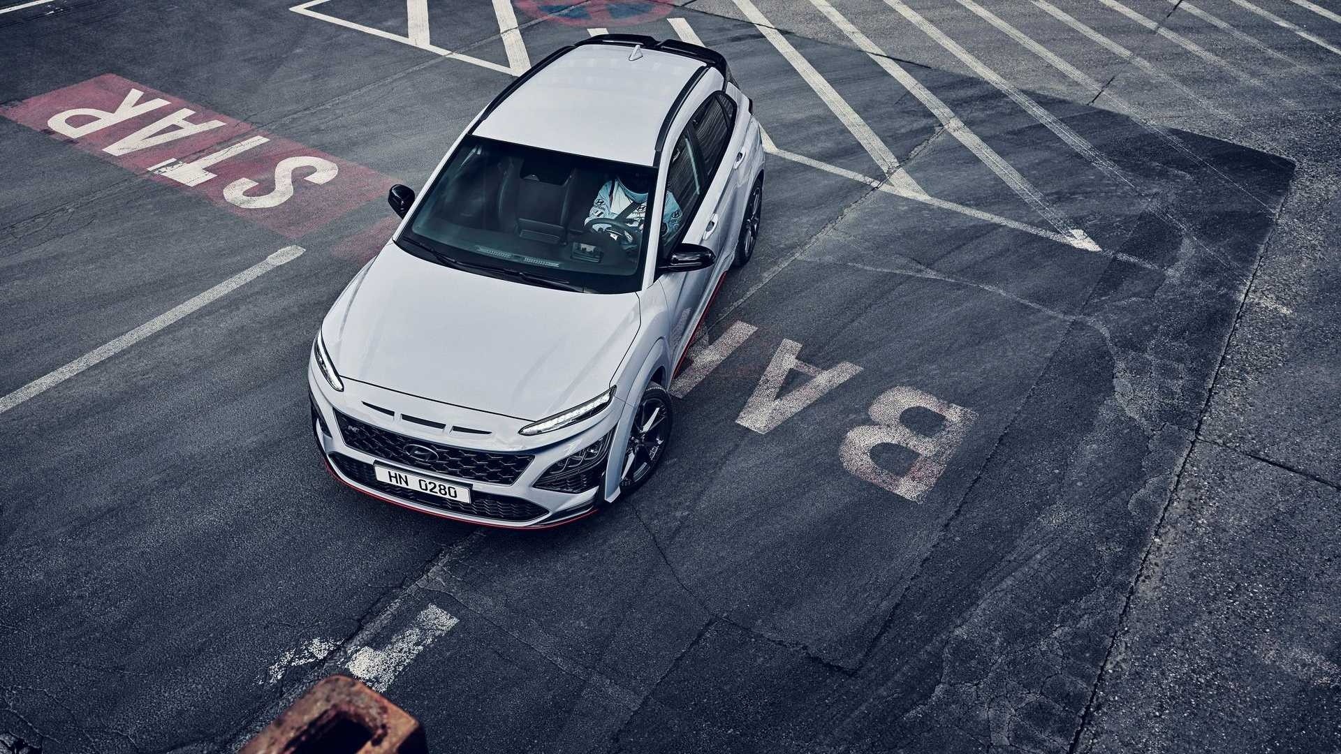 Hyundai Kona N: le immagini ufficiali