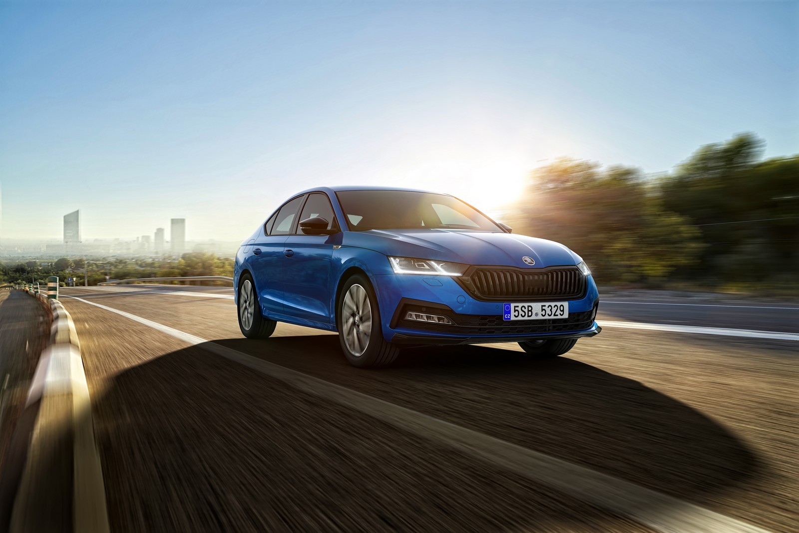 Nuova Skoda Octavia Sportline: immagini ufficiali