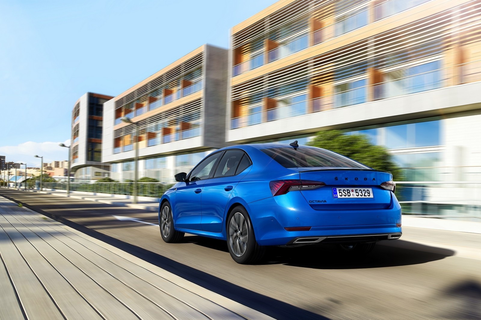 Nuova Skoda Octavia Sportline: immagini ufficiali