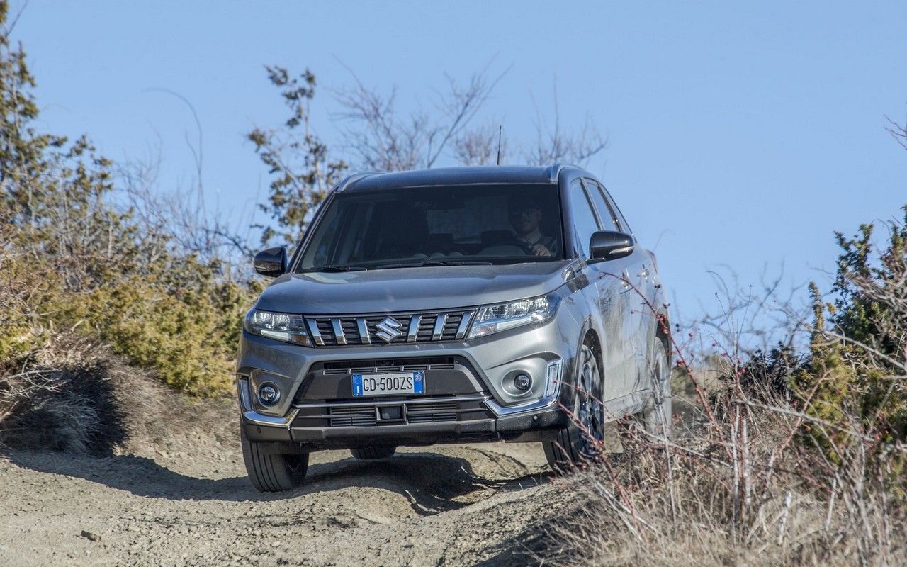Suzuki Vitara Hybrid 2021, prima prova della versione con cambio automatico Autoblog