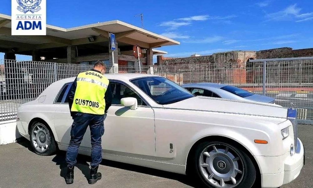 La Rolls-Royce con interni di coccodrillo sequestrata