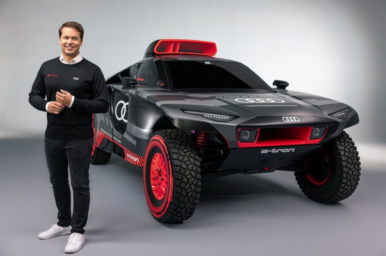 Audi RS Q e-tron 2022: prime immagini ufficiali