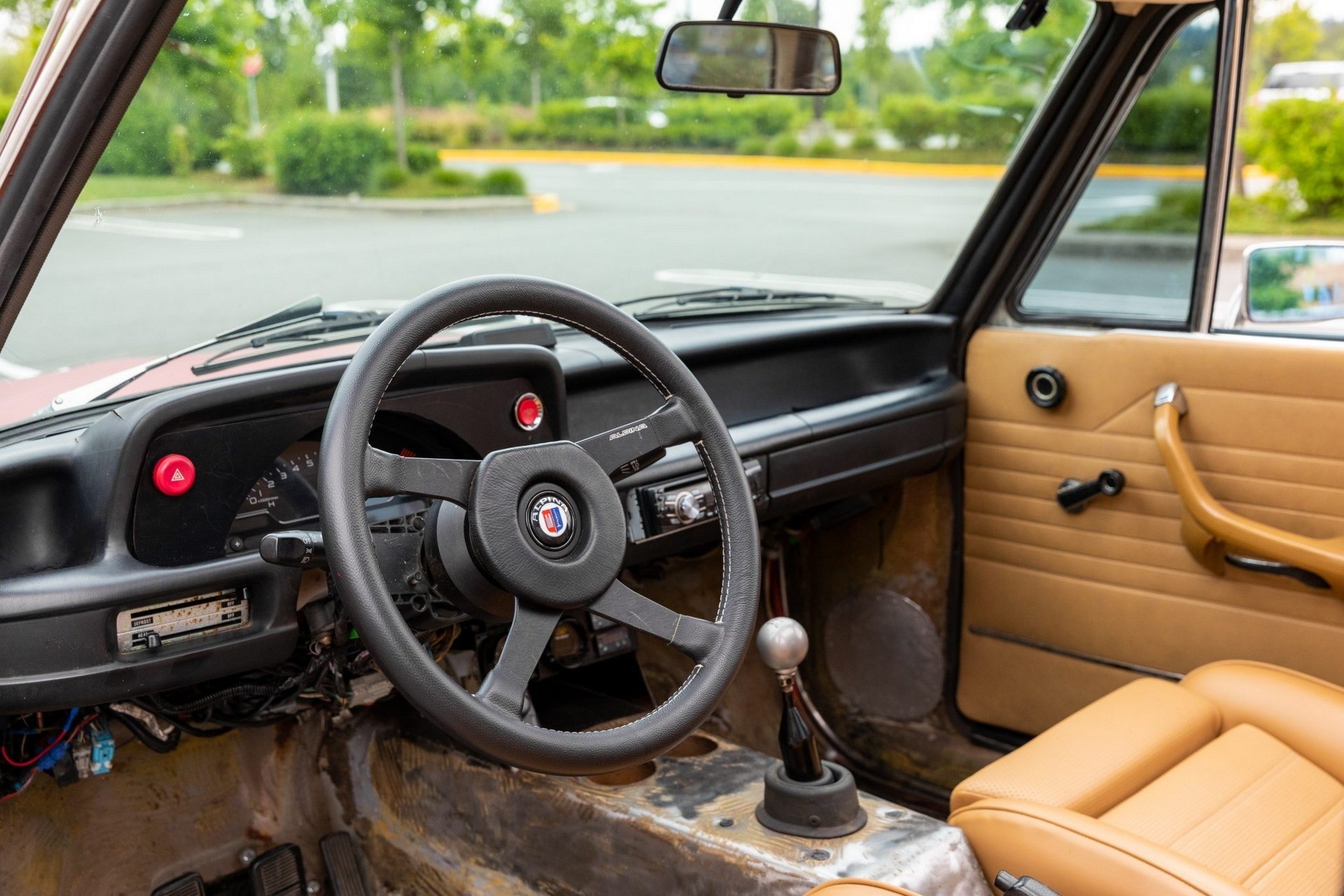 BMW 2002 con motore di una Honda S2000: le immagini
