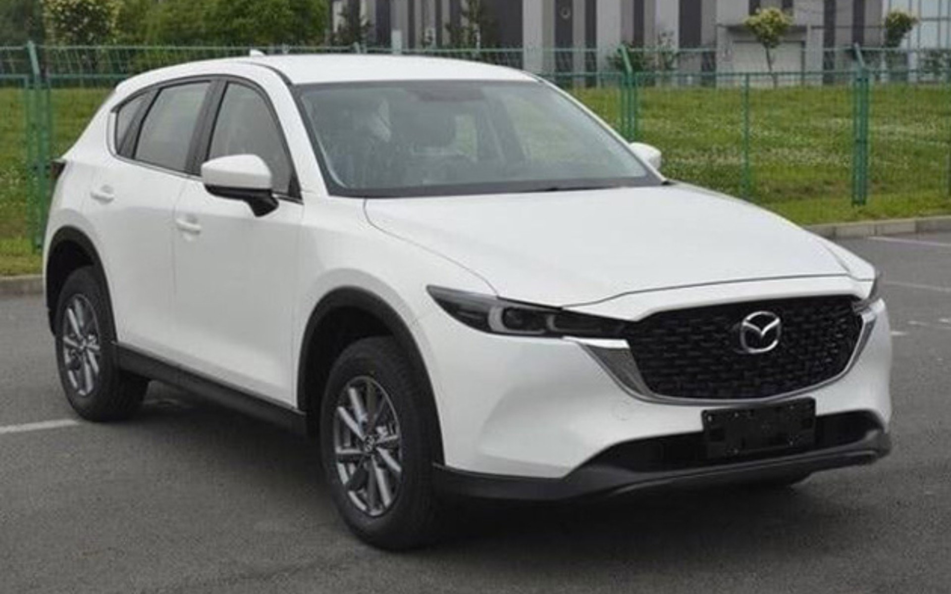 Mazda CX-5 restyling: le immagini spia