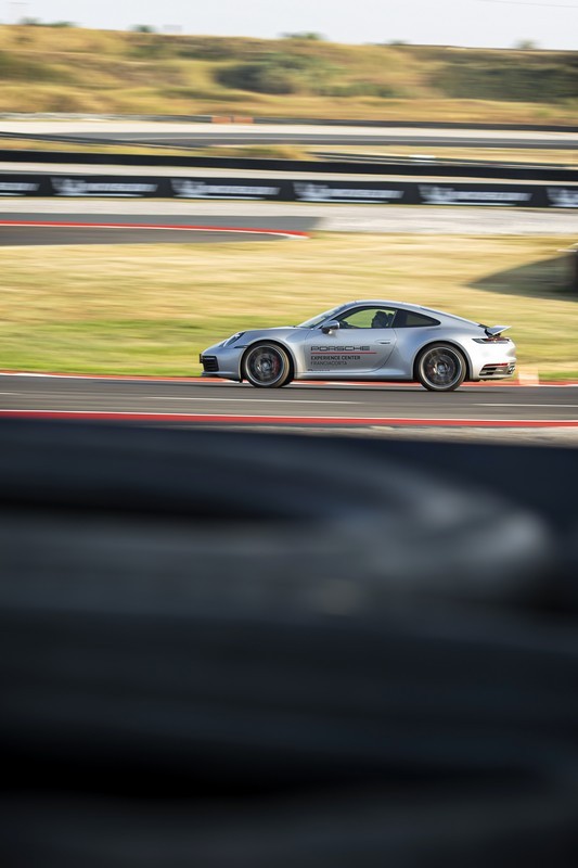 Porsche: apre l’Experience Center Franciacorta