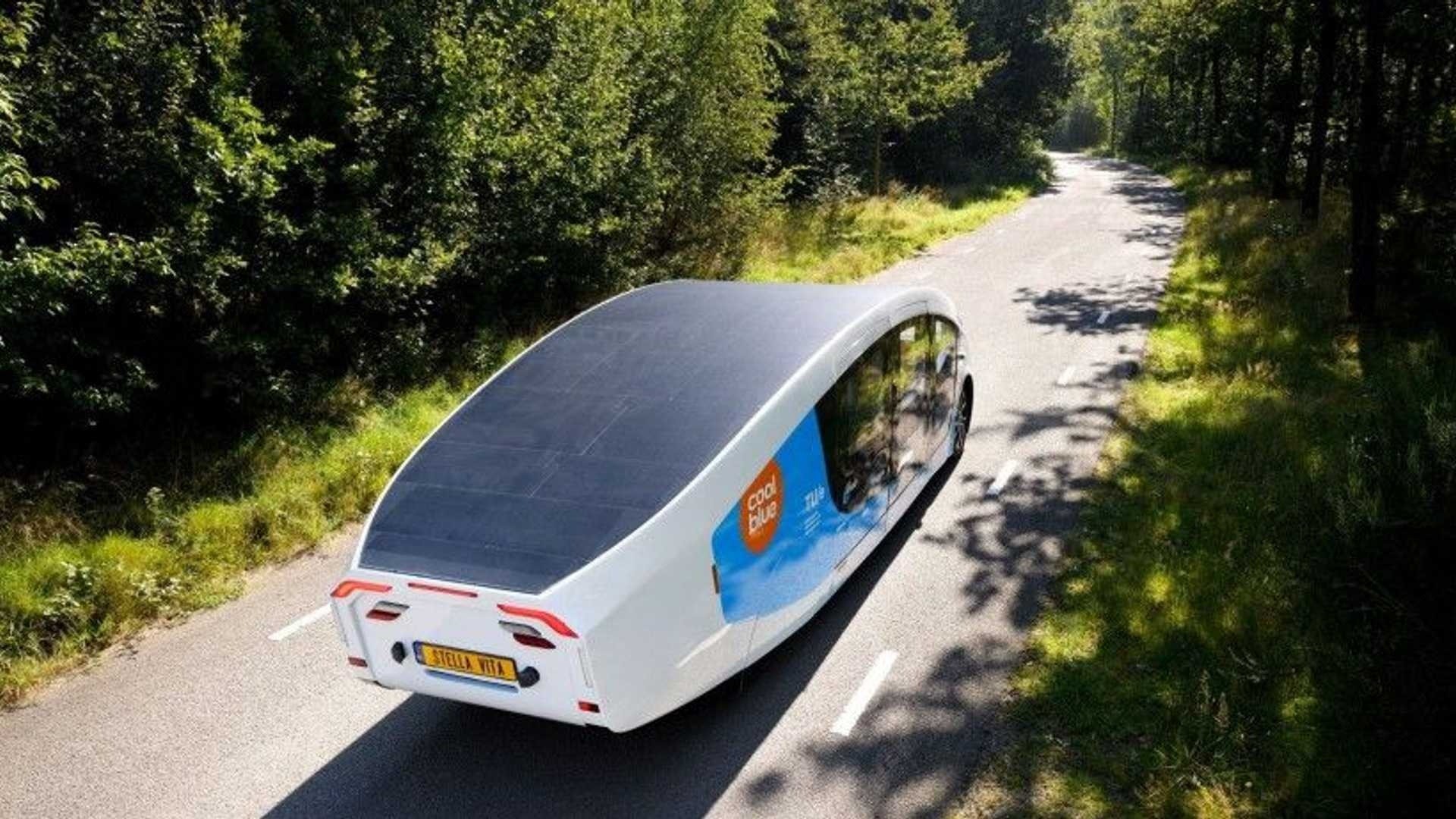 Camper a energia solare: le immagini