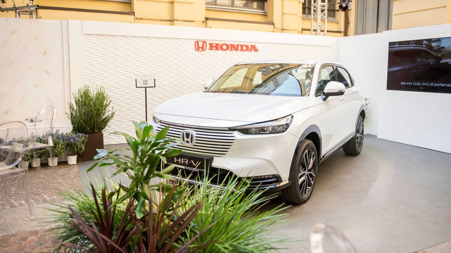 Honda HR-V e:HEV Full Hybrid: le immagini ufficiali dell'anteprima italiana