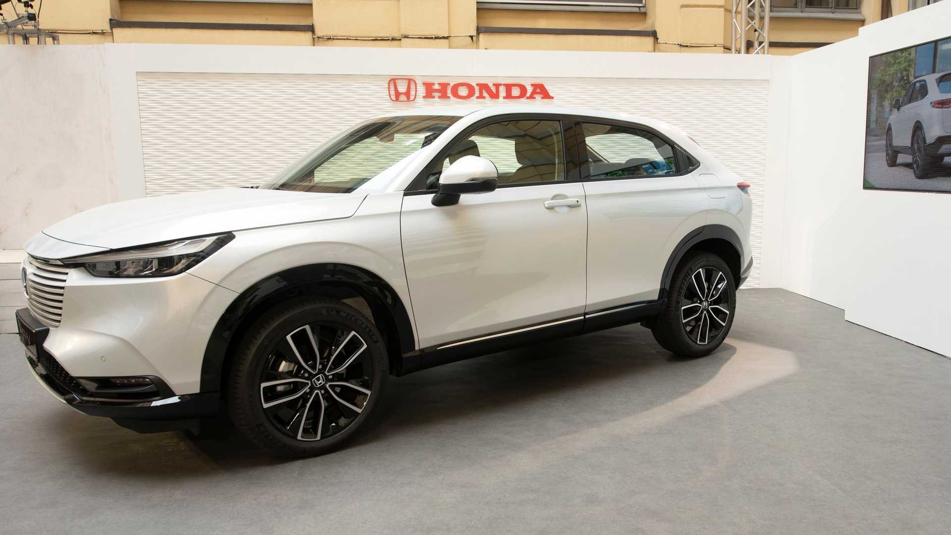 Honda HR-V e:HEV Full Hybrid: le immagini ufficiali dell'anteprima italiana