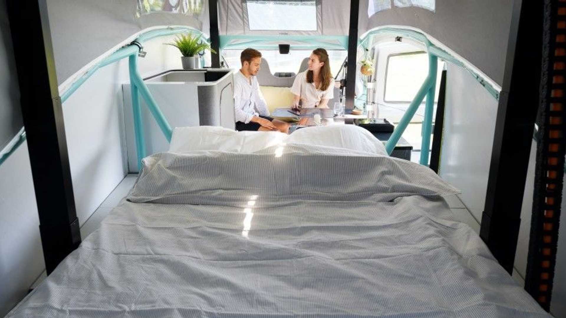 Camper a energia solare: le immagini