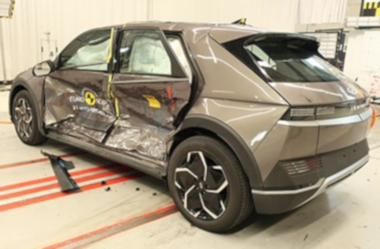 Hyundai Ioniq 5 crash test EuroNcap 2021 Autoblog