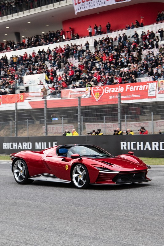 Ferrari: la Daytona SP3 debutta in pista nelle Finali Mondiali