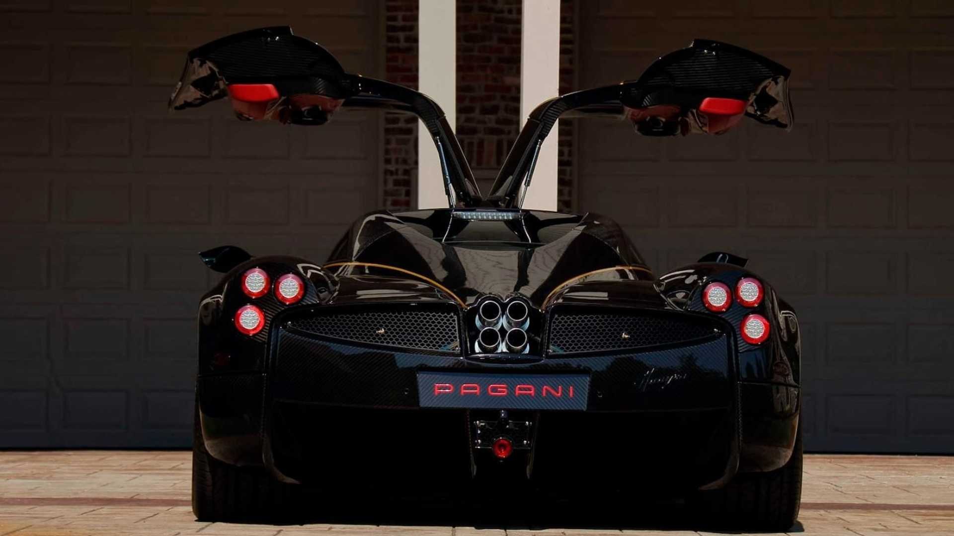 Pagani Huayra: le immagini