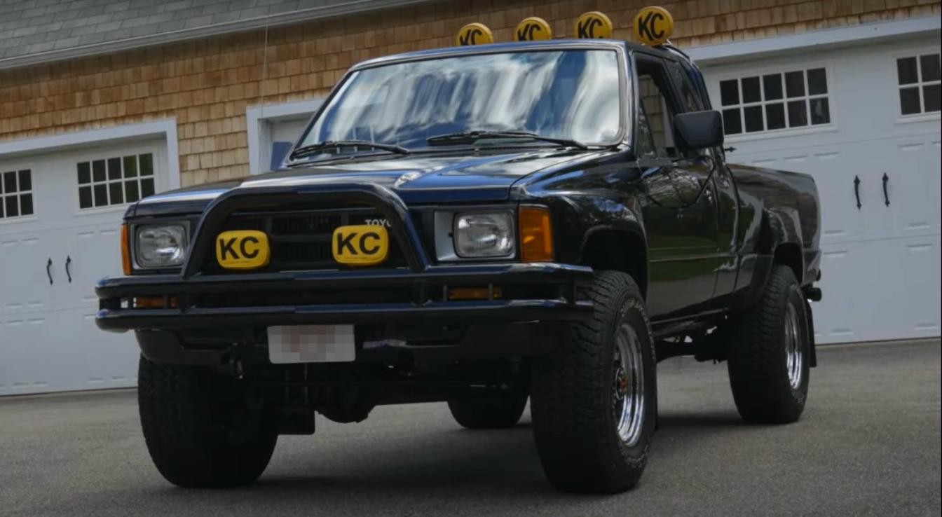 Subastan La Toyota Hilux SR5 1985 De Marty McFly En Volver Al Futuro - MDZ Online - Foto 6