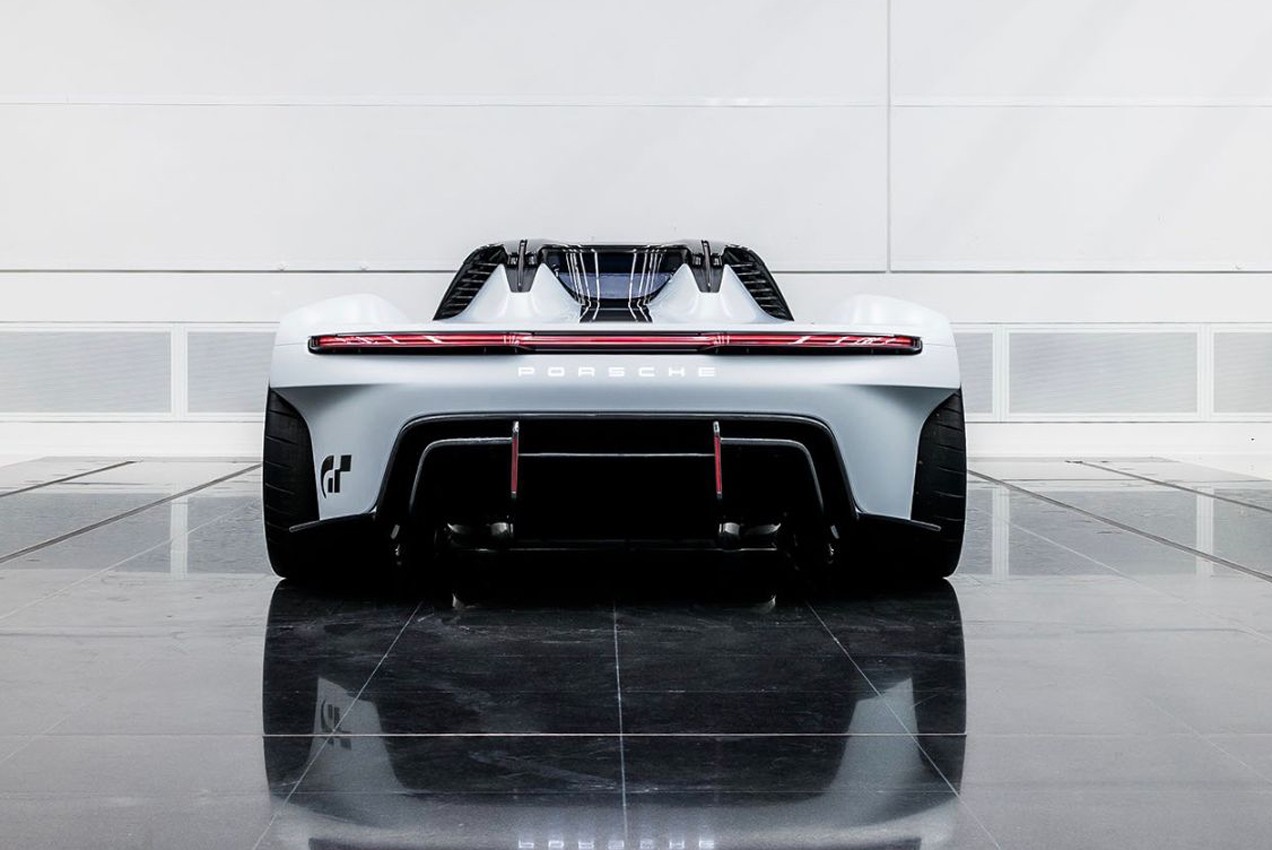 Porsche Vision GT Digital Concept