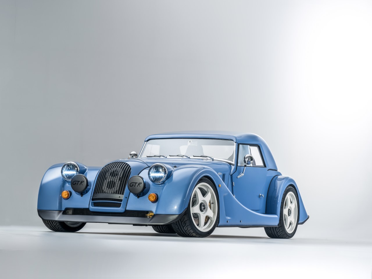 Morgan Plus 8 GTR:  le immagini ufficiali