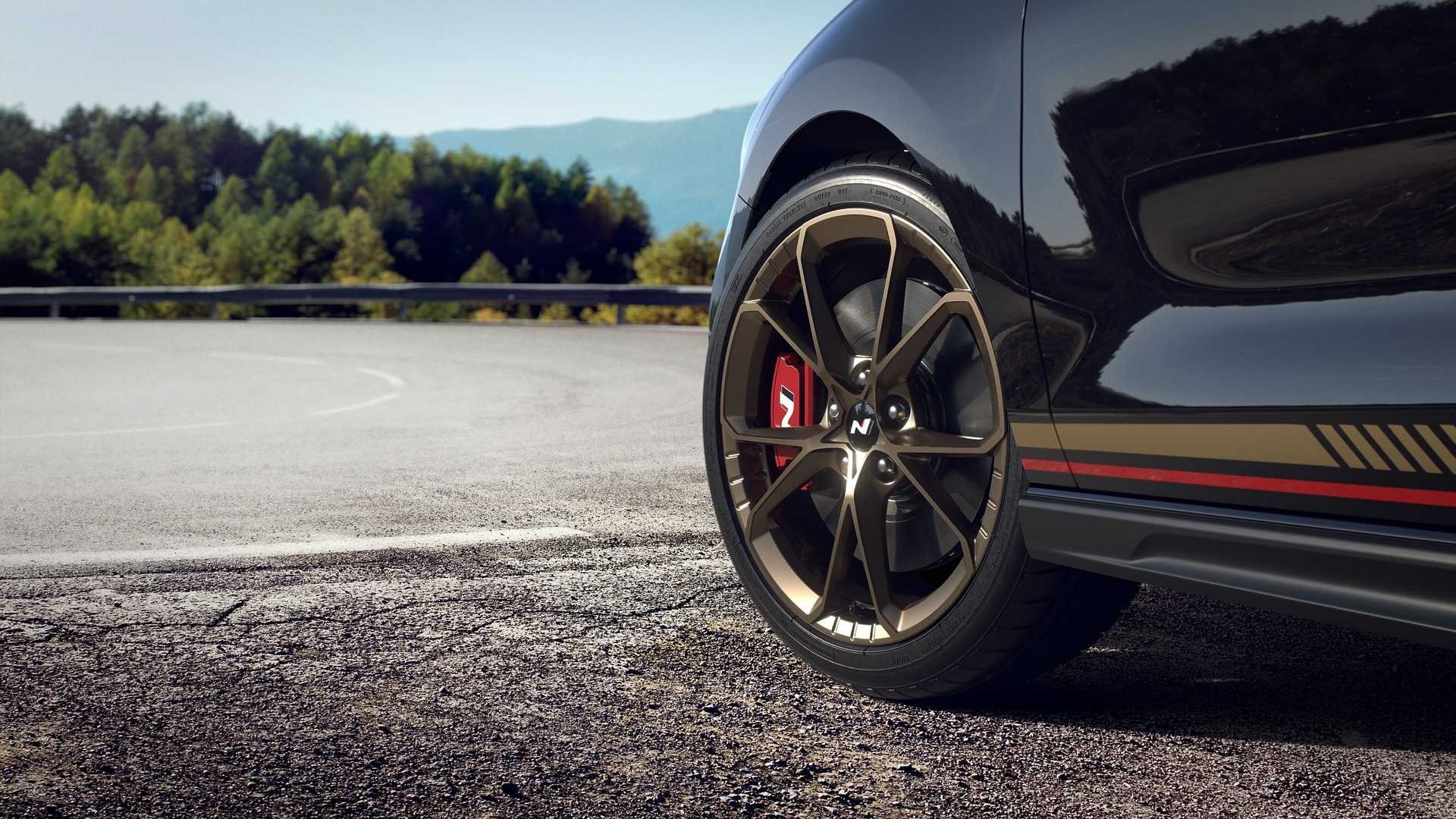 Hyundai i30 N Drive-N Limited Edition: le immagini ufficiali