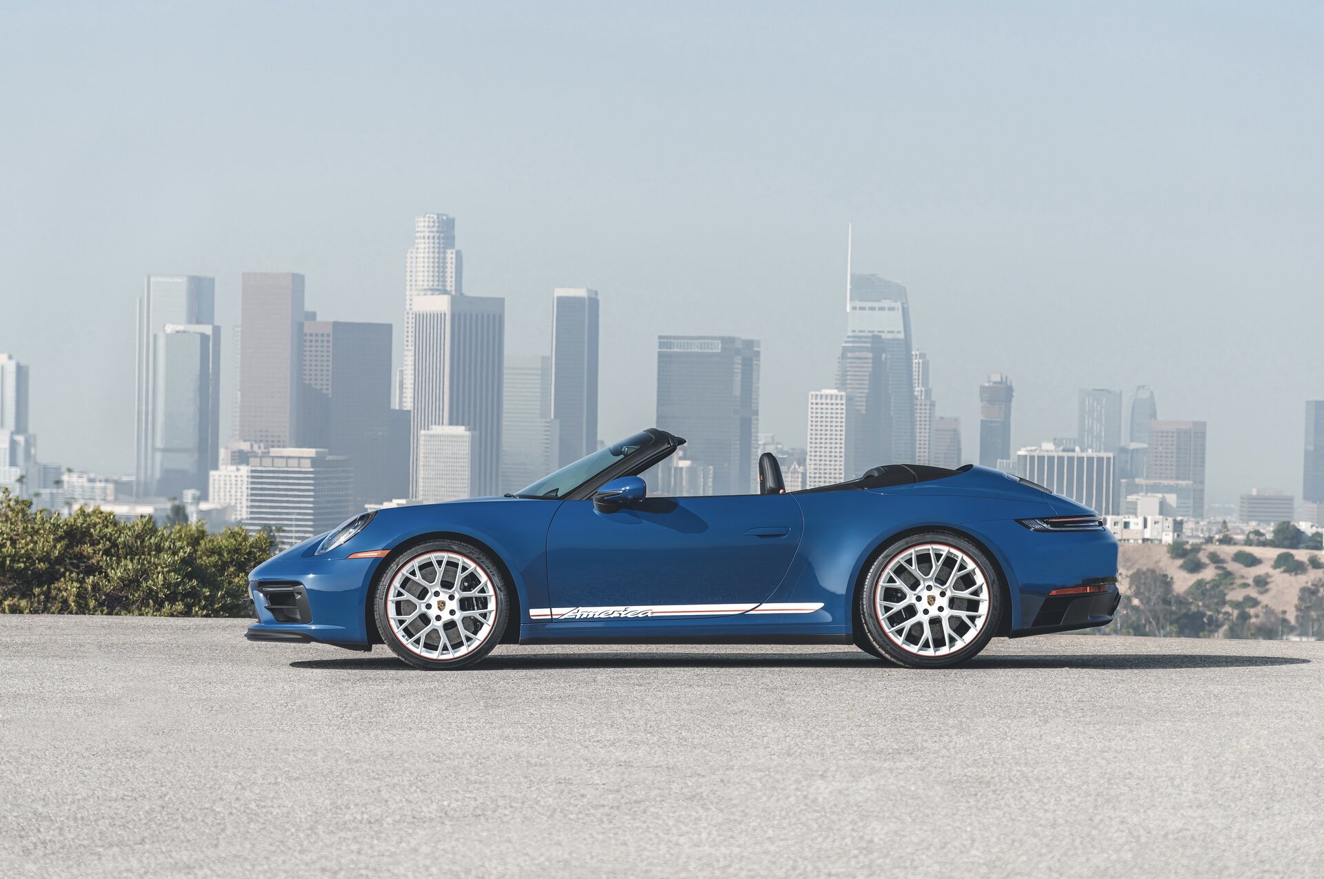 Porsche 911 GTS Cabrio America Edition