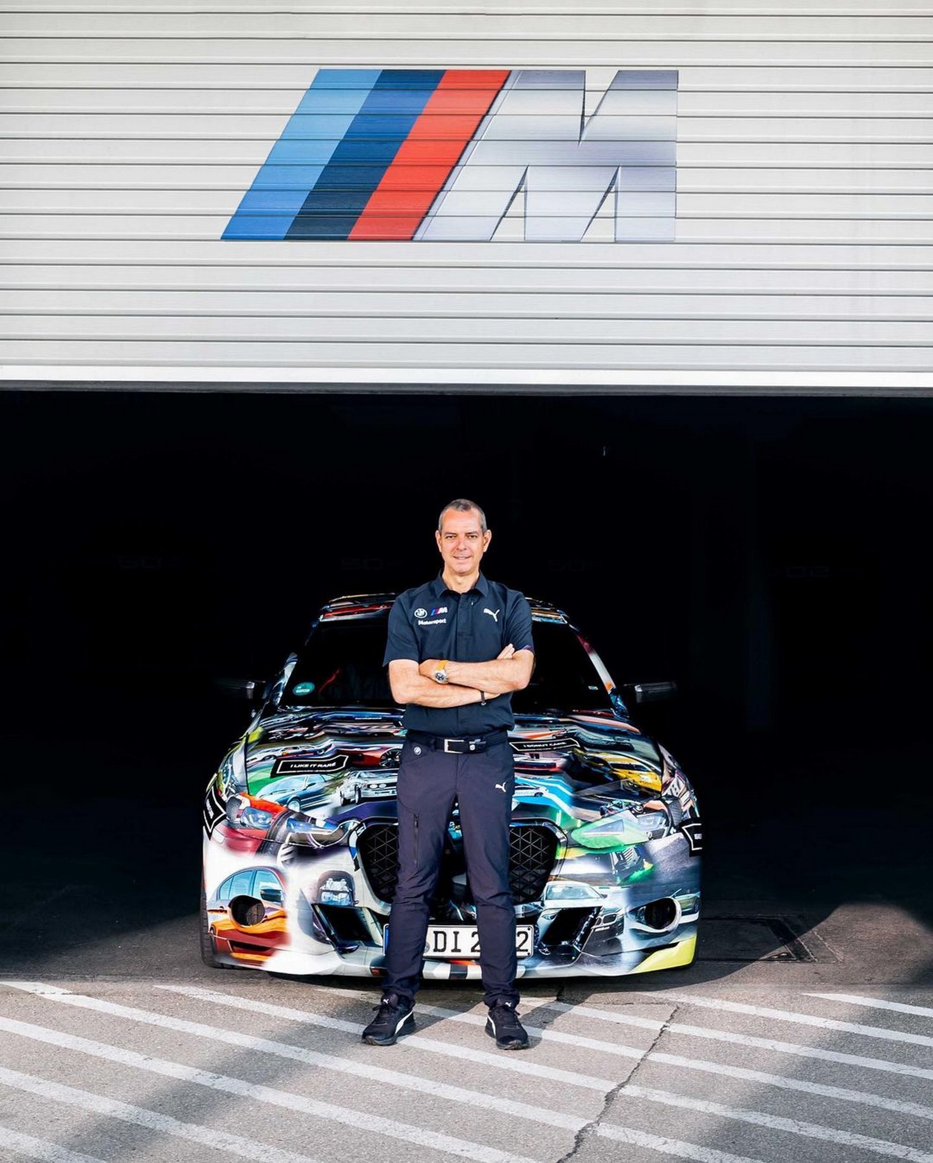 BMW M4: i teaser ufficiali della 3.0 CSL Tribute