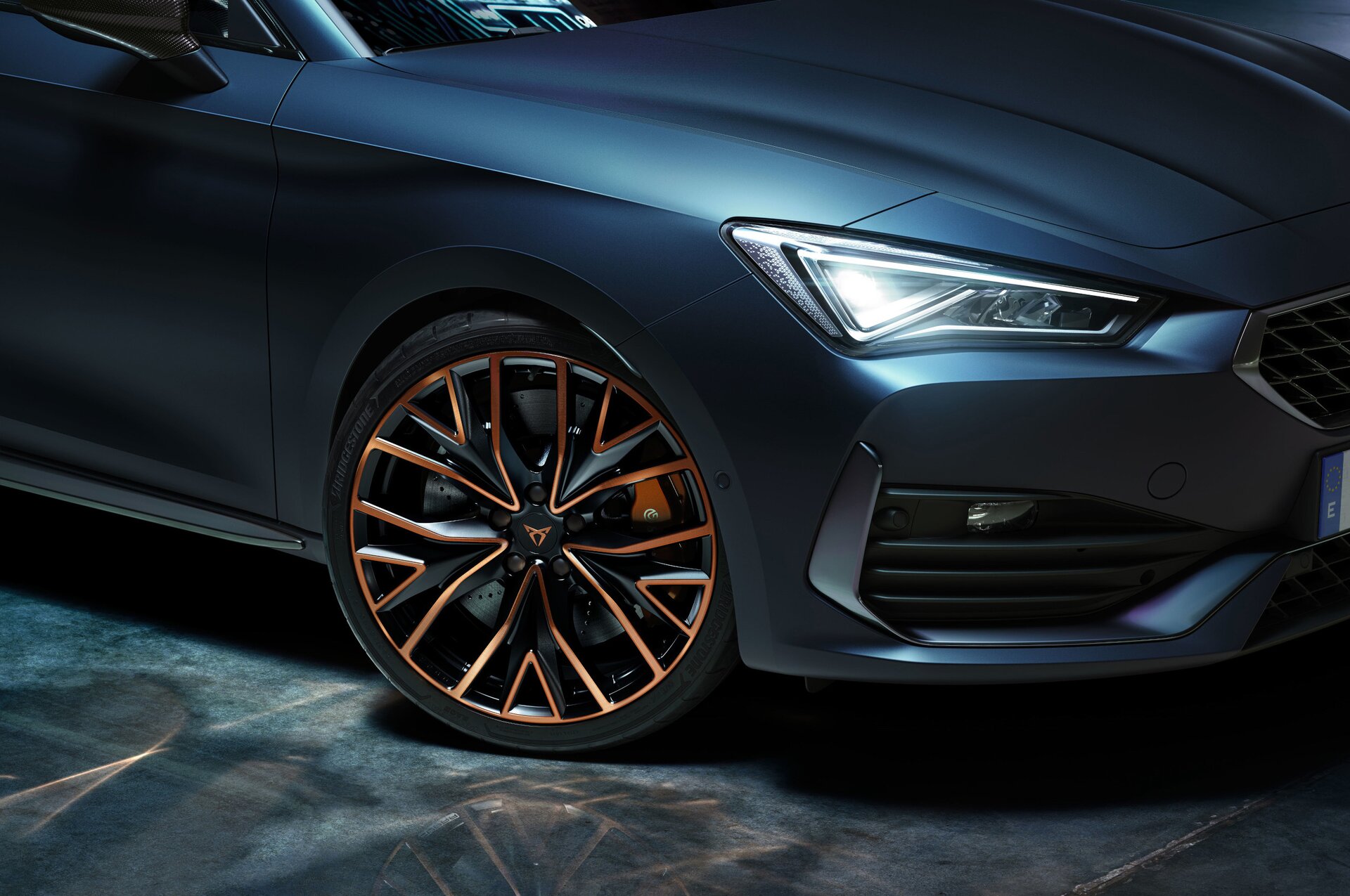Cupra Leon VZ Carbon: le immagini