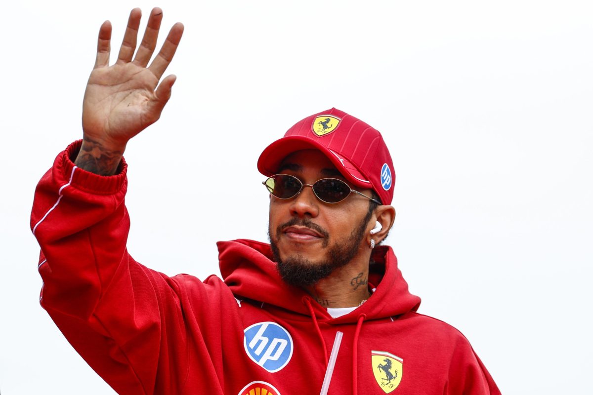 https://www.autoblog.it/app/uploads/2025/04/Hamilton-scaled.jpg