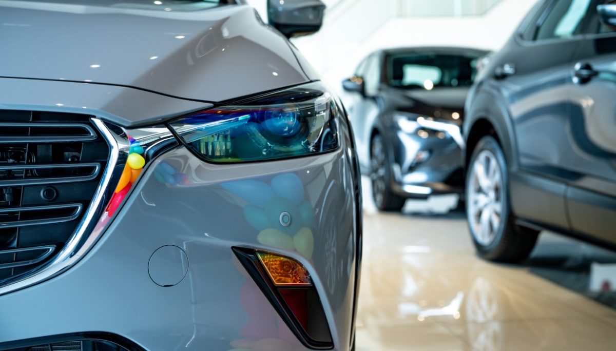 Prezzi auto 2020-2025: termiche più care, elettriche più competitive
