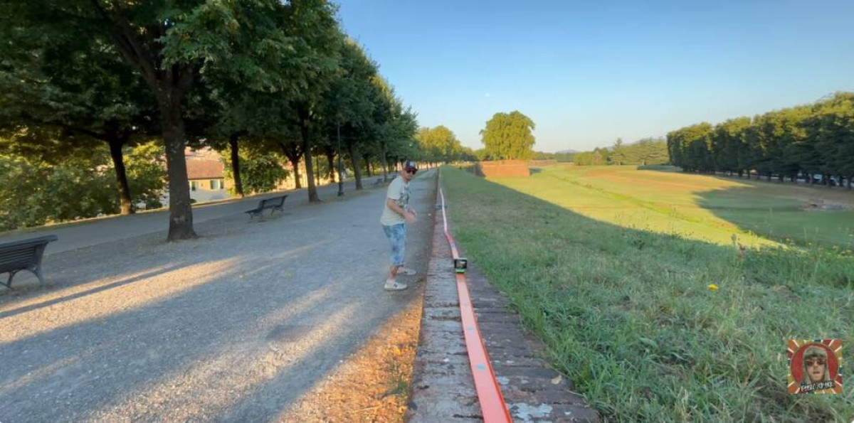 Una pista per Hot Wheels lunga 4,2 km sulle Mura di Lucca