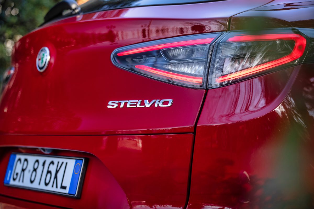 Le anticipazioni sulla nuova AR Stelvio: motori, piattaforma Giorgio Evo e debutto - Autoblog