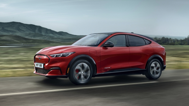 Ford lancia richiamo per quasi 97.000 Mustang Mach-E: rischio di movimento involontario