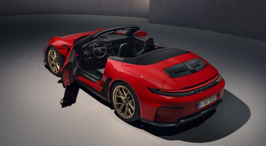 Nuova Porsche 911 GT3 S/C, la prima GT3 cabrio: cambio manuale