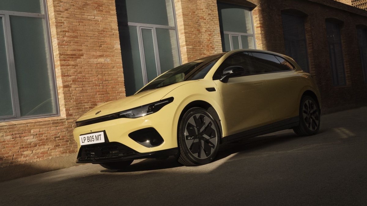 Debutto della Leapmotor B05 in Italia: tariffe e autonomia competitiva