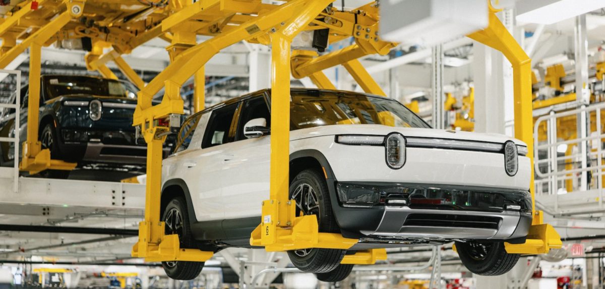 Rivian R2: produzione avviata con autonomia di 530 km e prezzi a partire da 45.000 dollari