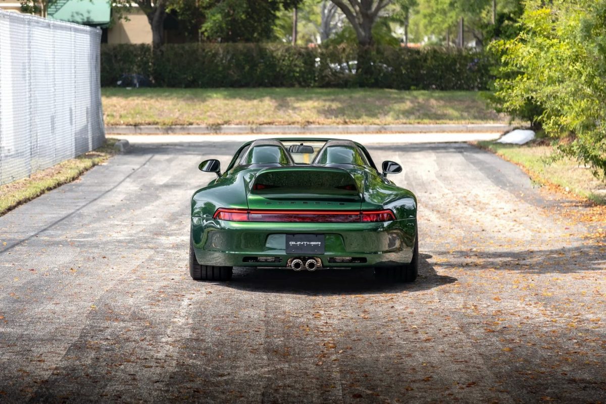 Speciale Porsche 911 Speedster vale circa 1 milione ma resta invenduta - Autoblog