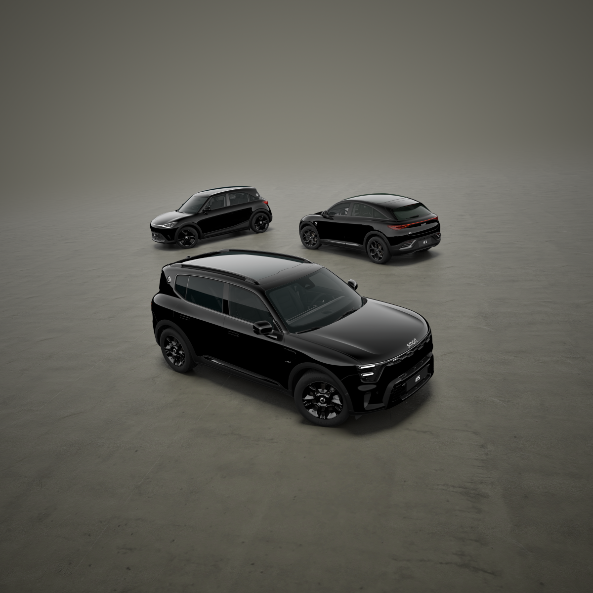 SUV elettrico smart #5 con trazione integrale e look monocromatico in nero, dettagli in nero lucido e vetri oscurati