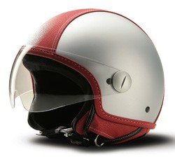 Nuovi caschi da Piaggio - Motoblog