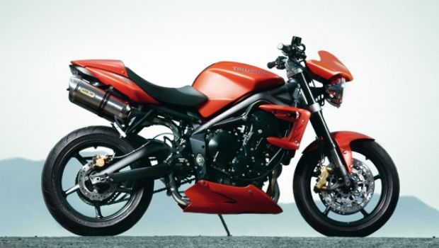 street triple top box