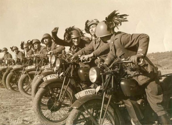 Moto militari: la Moto Guzzi 500 Alce del Regio Esercito - Motoblog