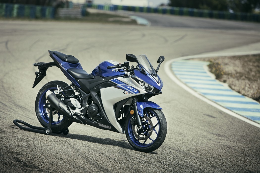 Yamaha YZFR3 MY 2016 Motoblog
