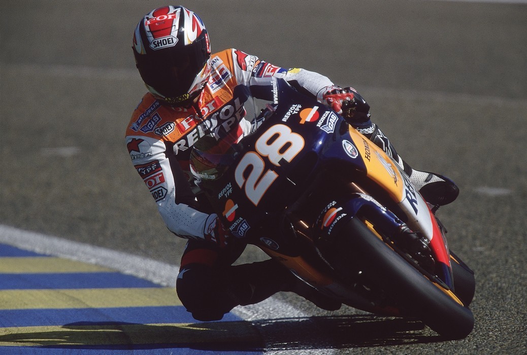 Casque Moto MotoGP Signé Alex Criville - Édition 1999 - Réplique 1/5 Altaya