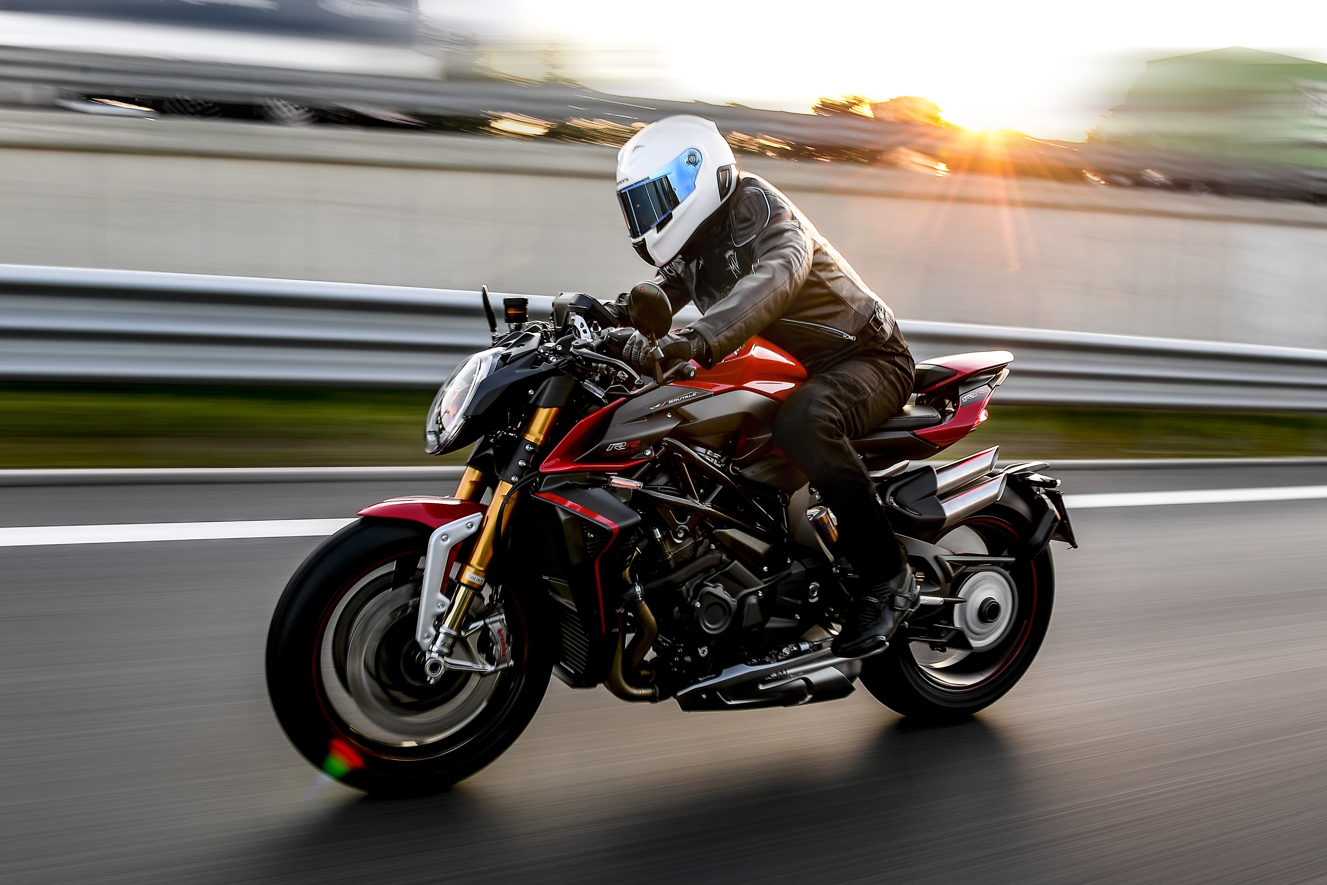mv agusta brutale 1000 top speed