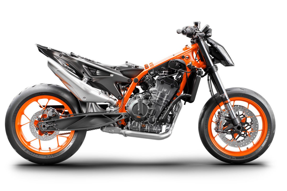 KTM 890 Duke R