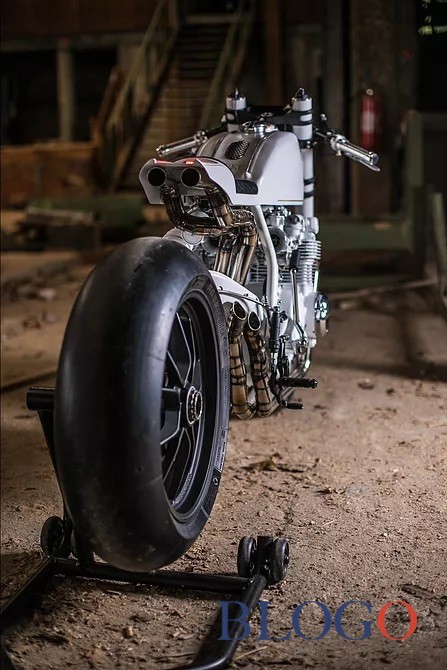 Honda CB 500 Four "Mrs Duke" | Duke Motorcycles