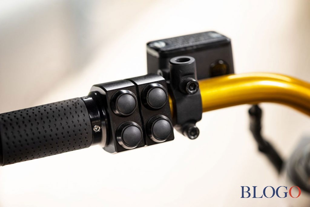 Yamaha MT-01 "Blue Falcon" | Titan Motorcycles